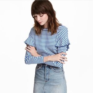 H&M Stripped Ruffle Sleeve Top